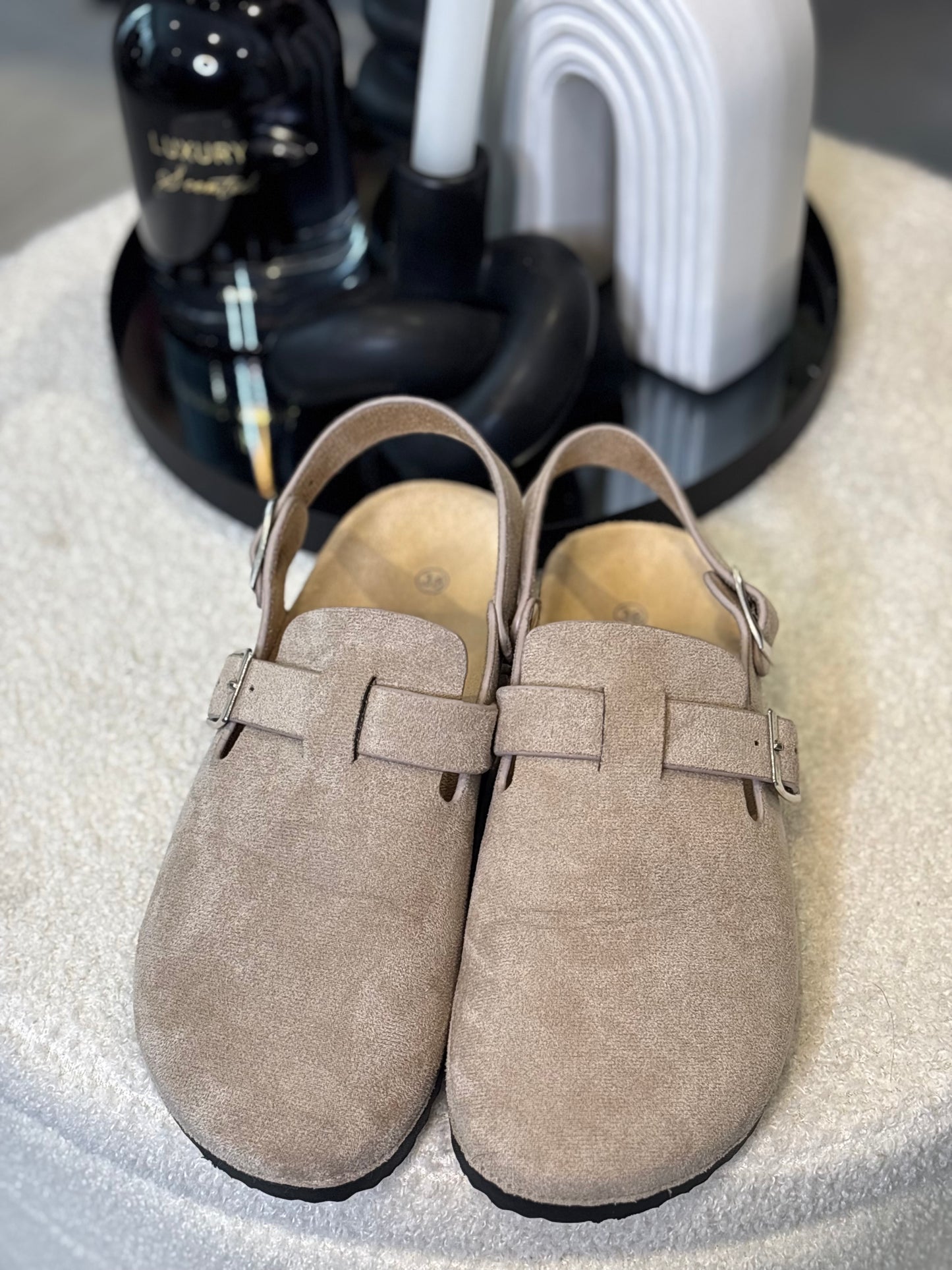 Mules à sangles