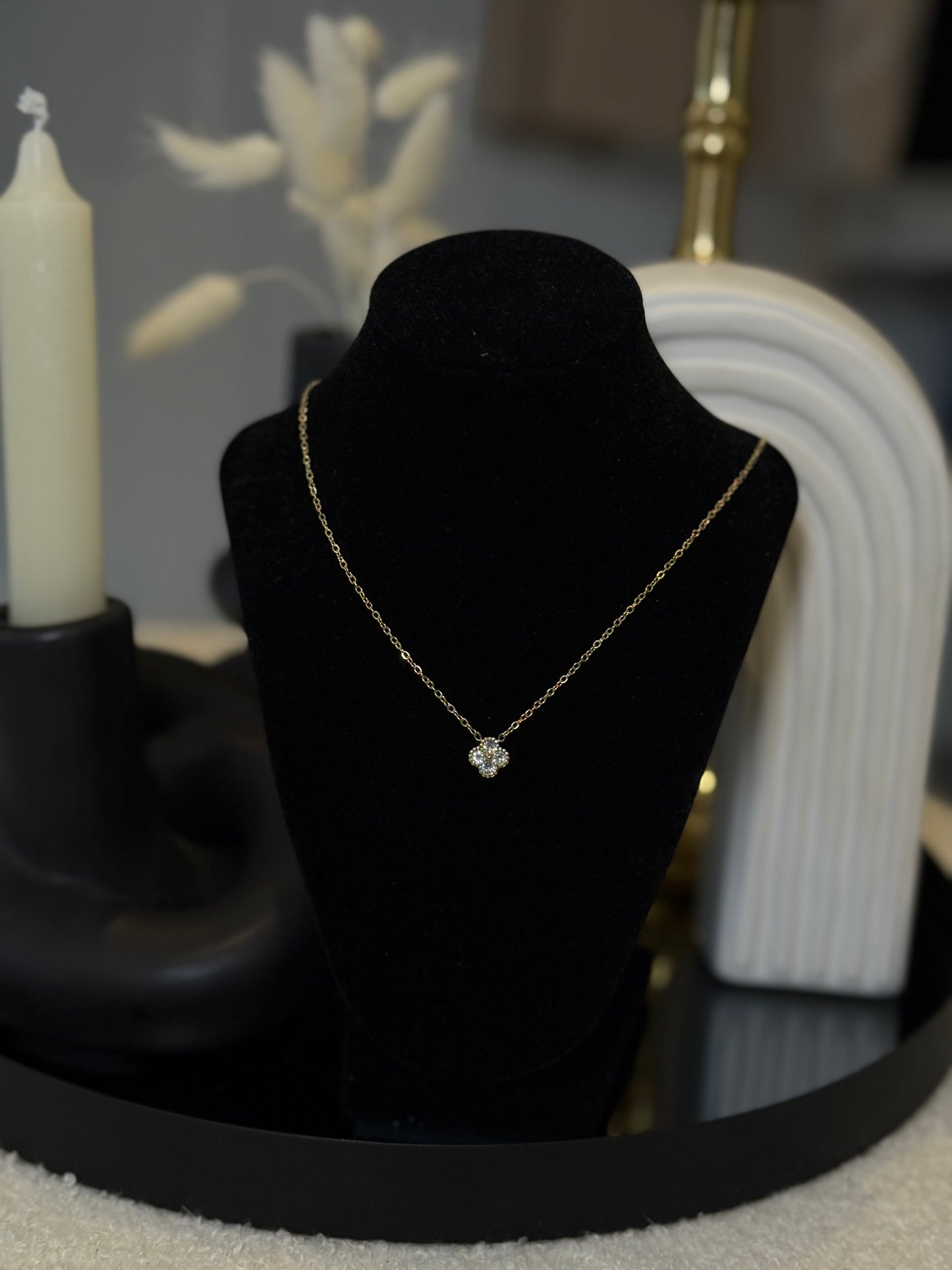 Collier Lina