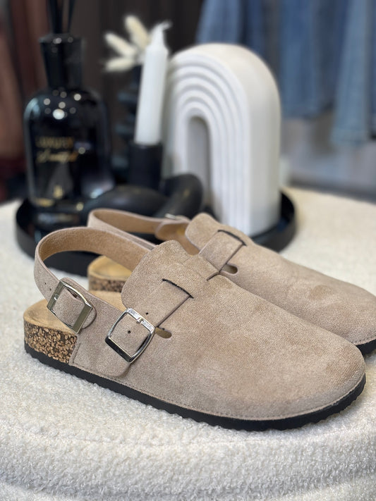 Mules à sangles