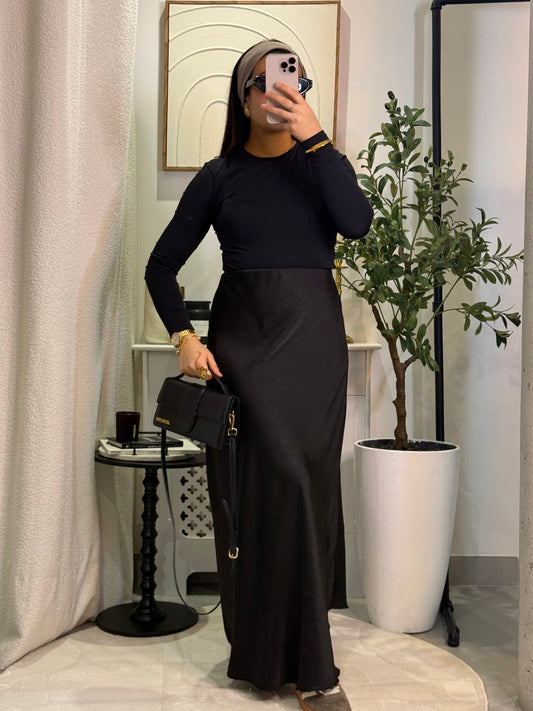 Jupe satinée noire