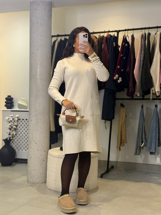 Robe Pull Nissa écru