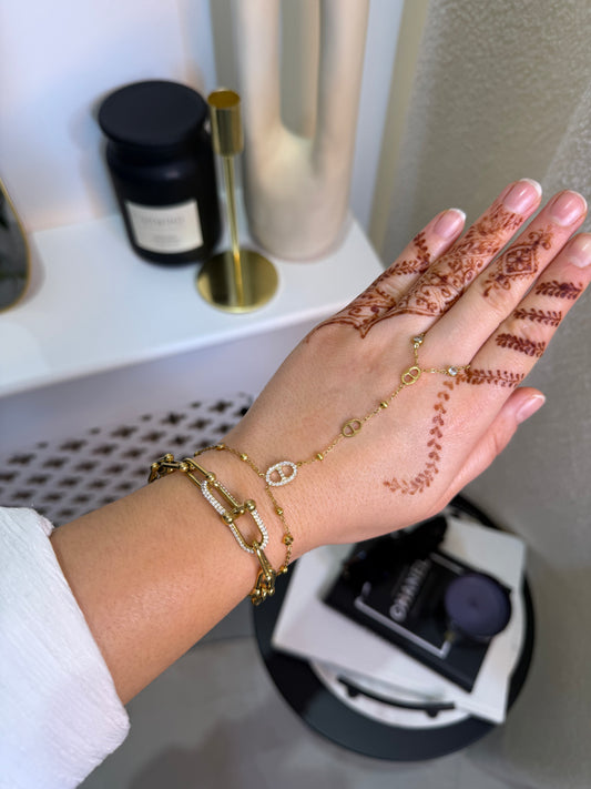 Chaîne de main Cristina