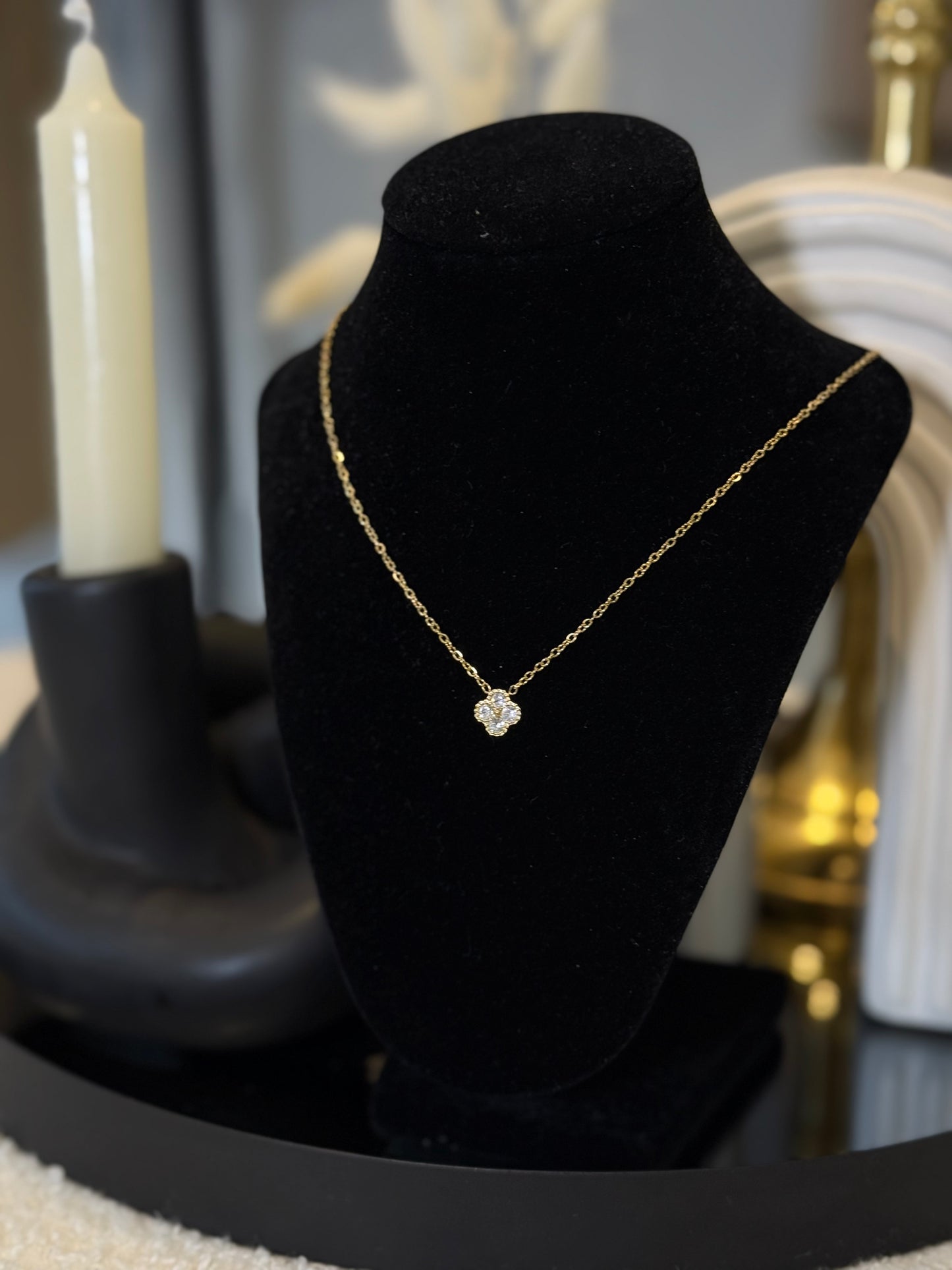 Collier Lina